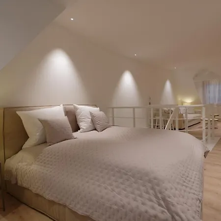 Apartment Boutique Charme Kueferstr 10-12 *