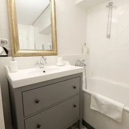 Διαμέρισμα Boutique Charme Kueferstr 10-12 *