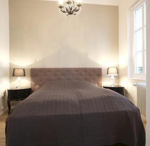 Boutique Charme Kueferstr 10-12 *