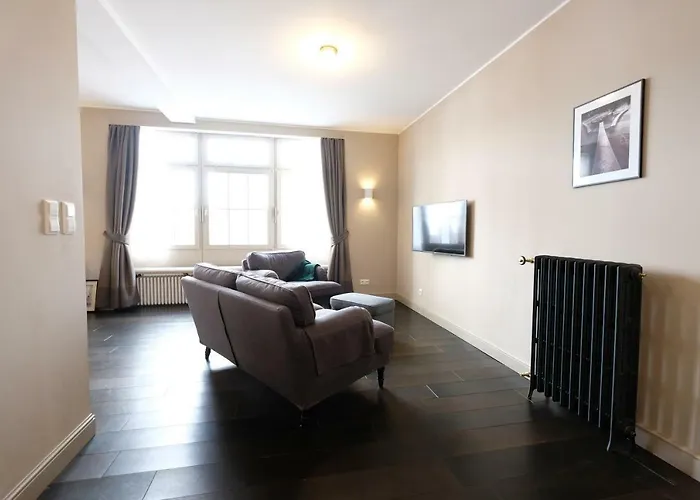 Boutique Charme Kueferstr 10-12 * Baden-Baden